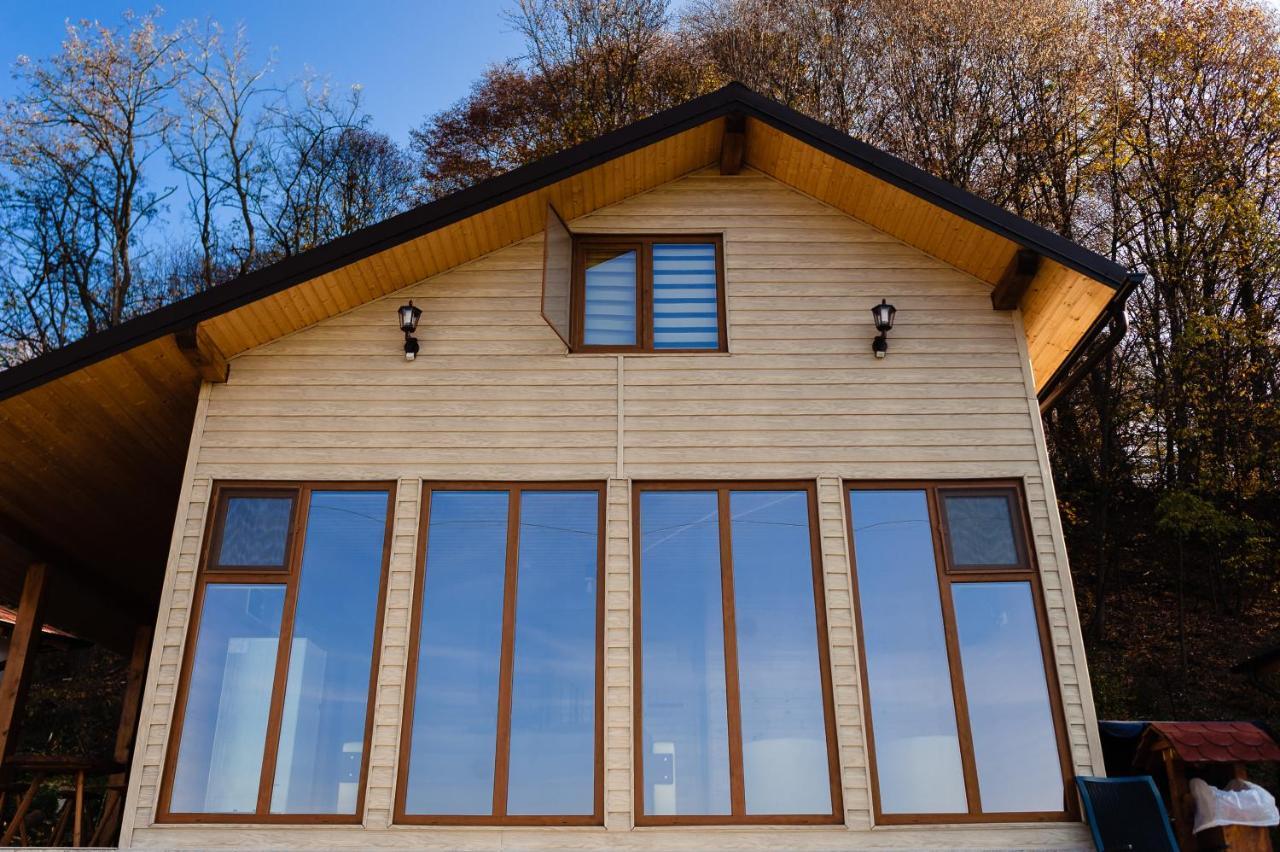 Apartmán La Maria Si Ioana Curtea de Argeş Exteriér fotografie