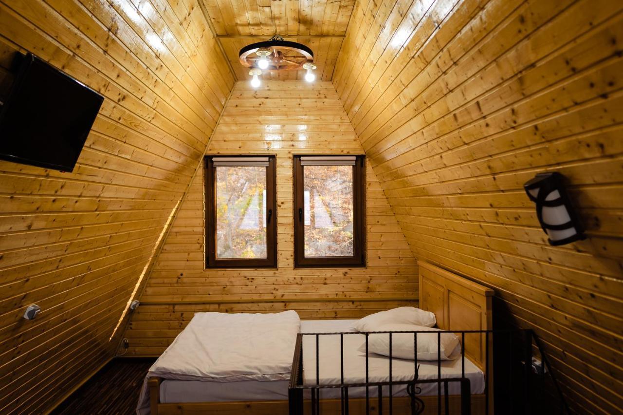 Apartmán La Maria Si Ioana Curtea de Argeş Exteriér fotografie
